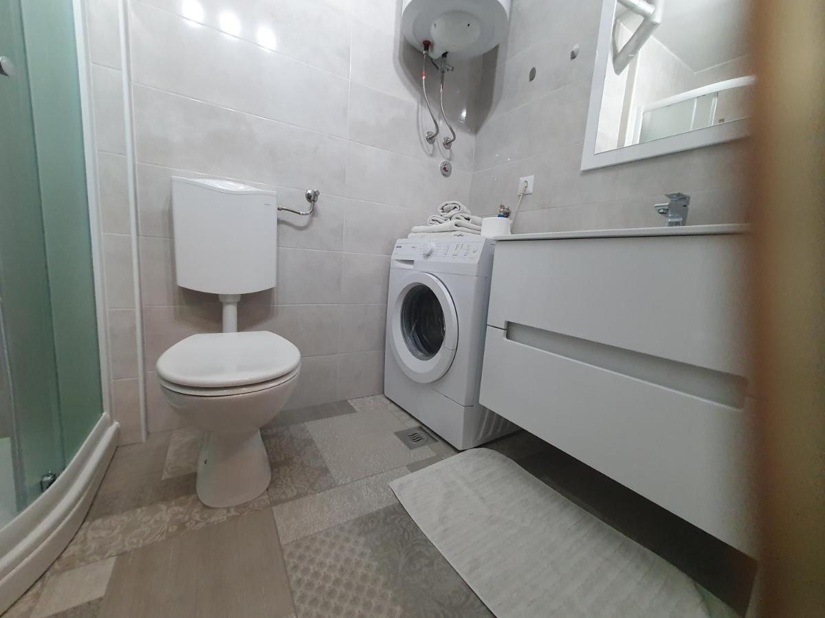 Apartman Ante Vinkovci Exterior photo
